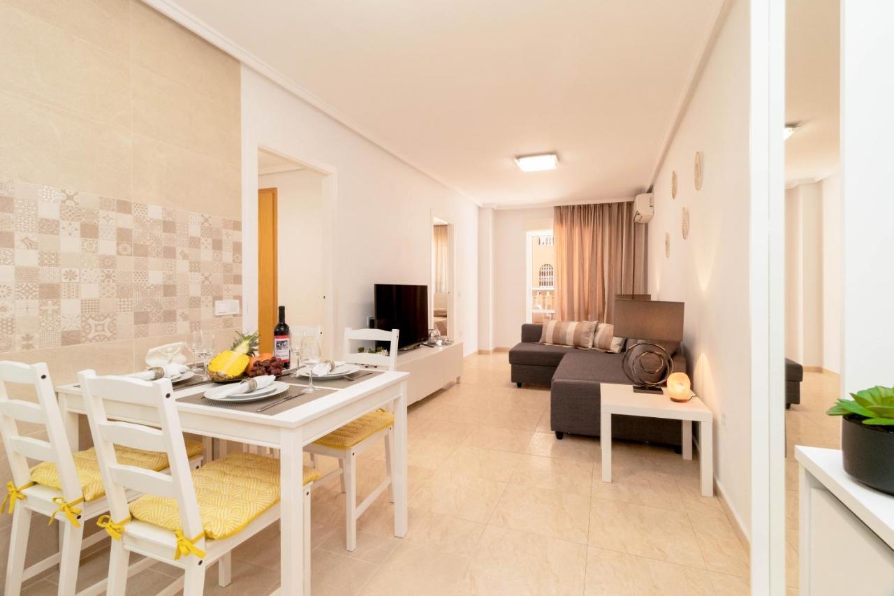 Apartamento Asta Apartamento Torrevieja Exterior foto