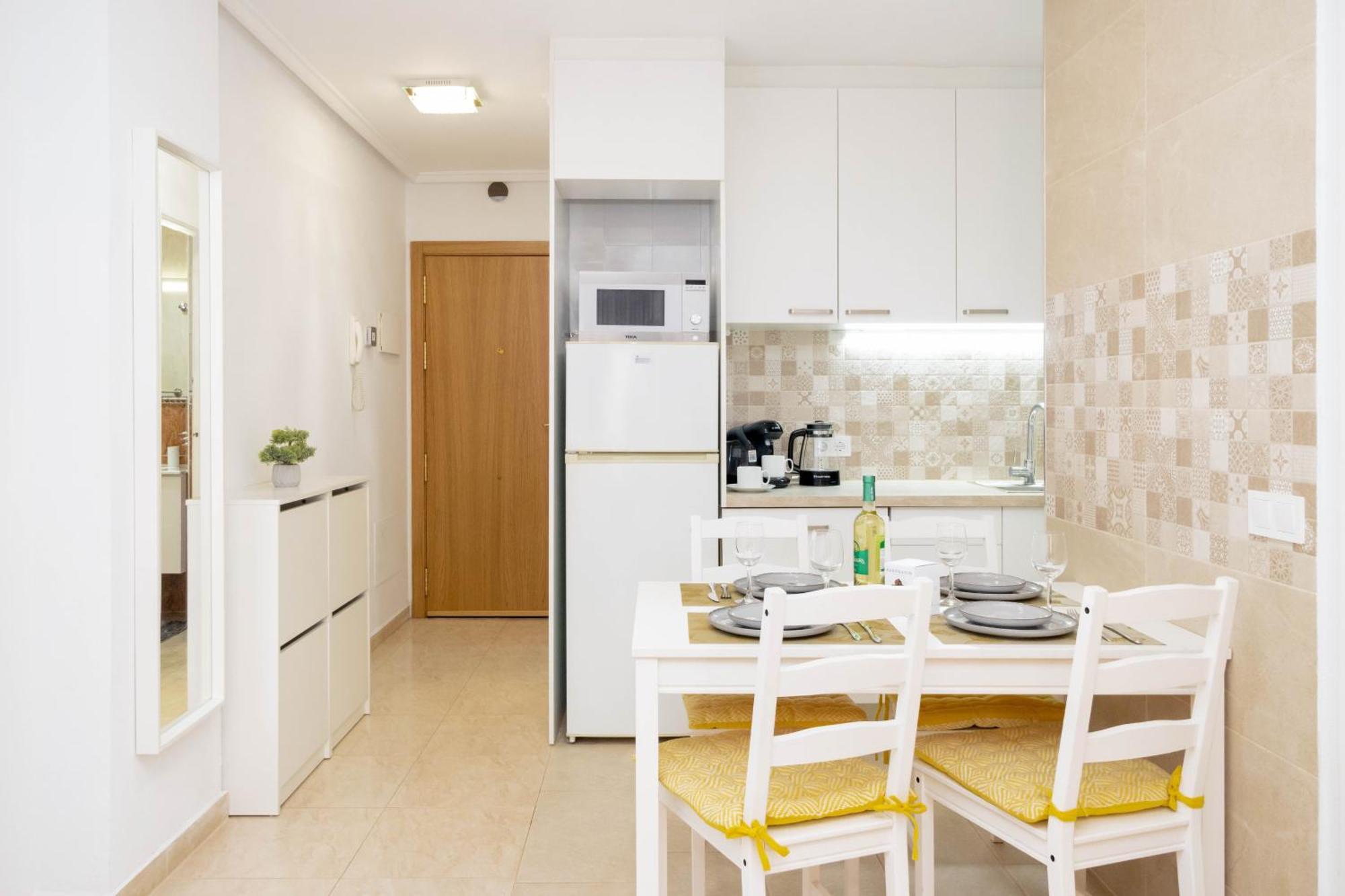 Apartamento Asta Apartamento Torrevieja Exterior foto